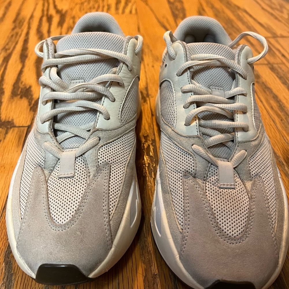 Yeezy Boost 700 in Analog